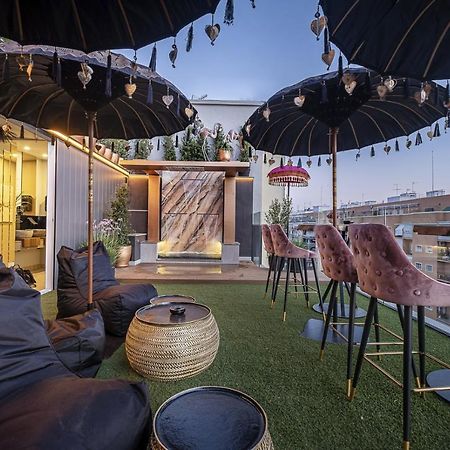 On Suites Sevilla Apartments Designed For Adults Exteriör bild